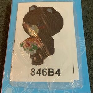 Pixel Bear Building Set - Brown and Multicolor